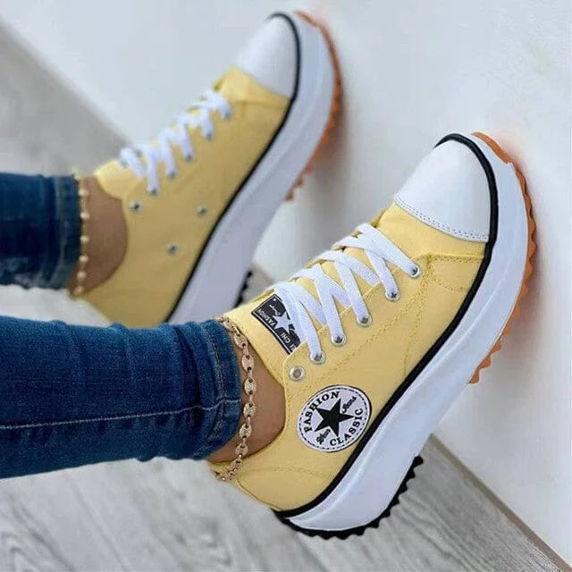 Modische orthopädische Schuhe