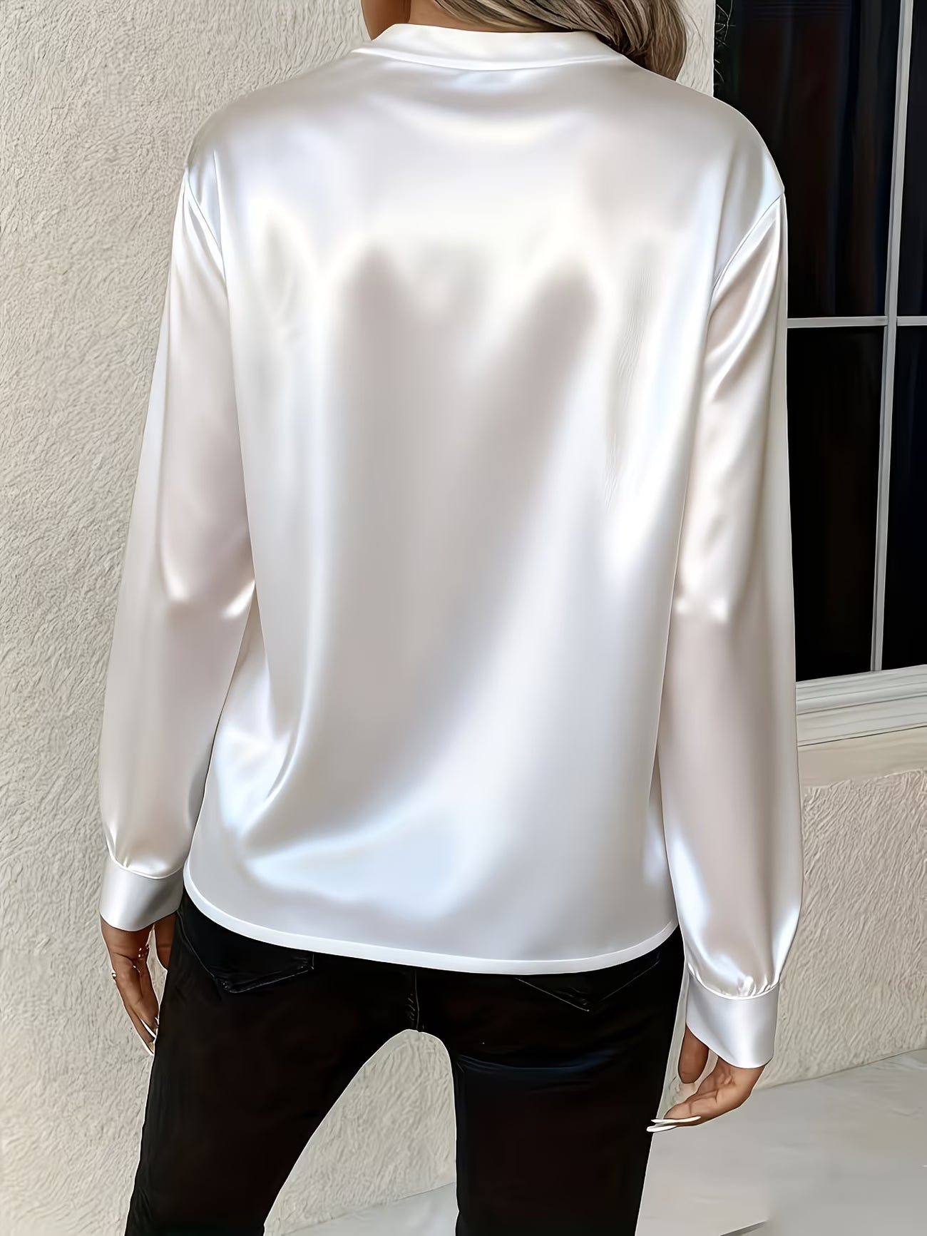 Ronika - Bluse mit langen Ärmeln und V-Ausschnitt