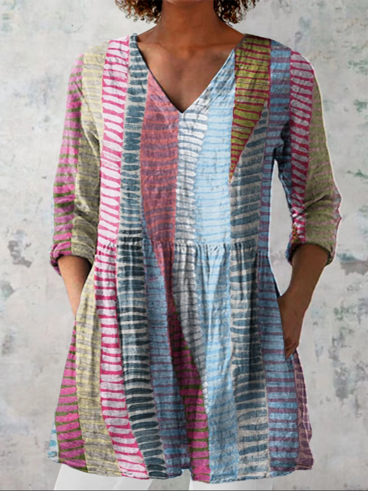 Noa | Lange Bluse mit ausdrucksstarkem Muster