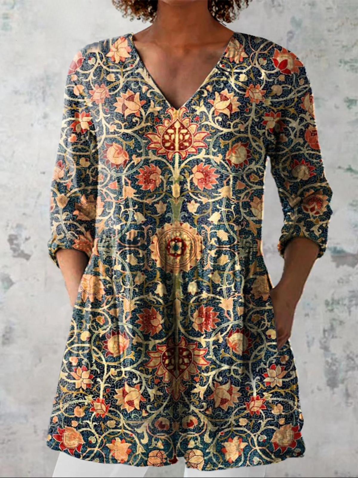 Liora | Lange Bluse mit ausdrucksstarkem Muster