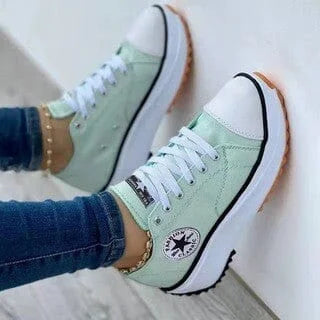 Modische orthopädische Schuhe