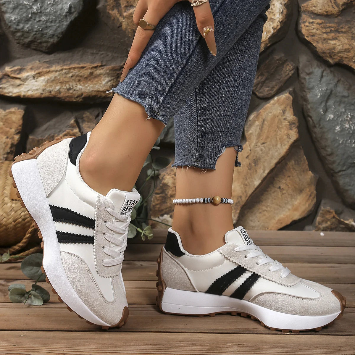 Bleib Echt Retro Plattform Sneakers – Bequeme Wildleder Chunky Sohle Casual Schuhe (Mehrere Farben)