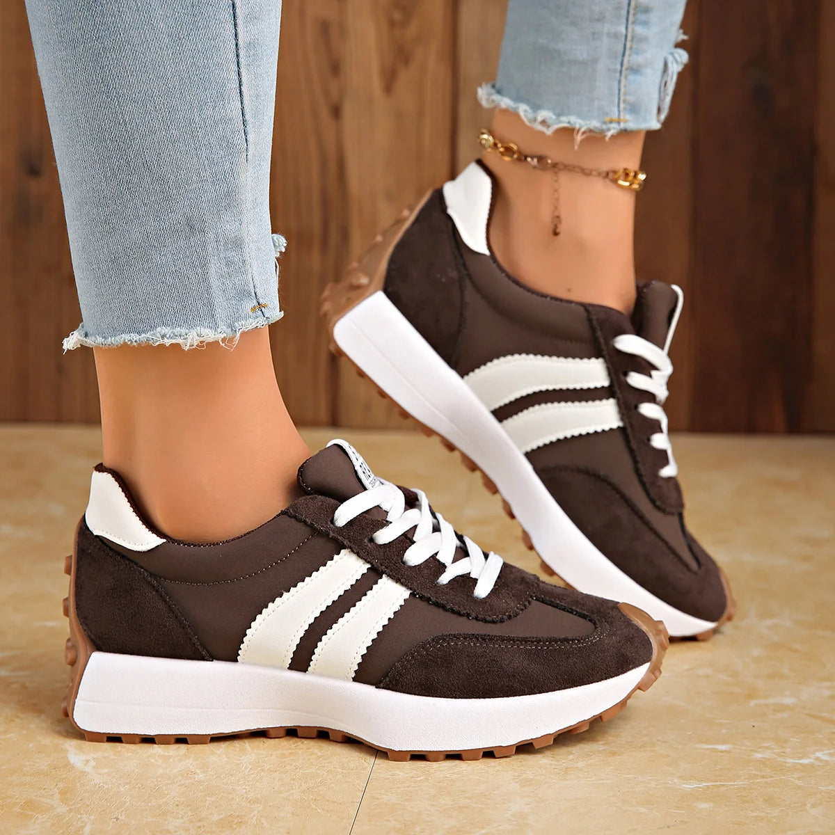 Bleib Echt Retro Plattform Sneakers – Bequeme Wildleder Chunky Sohle Casual Schuhe (Mehrere Farben)