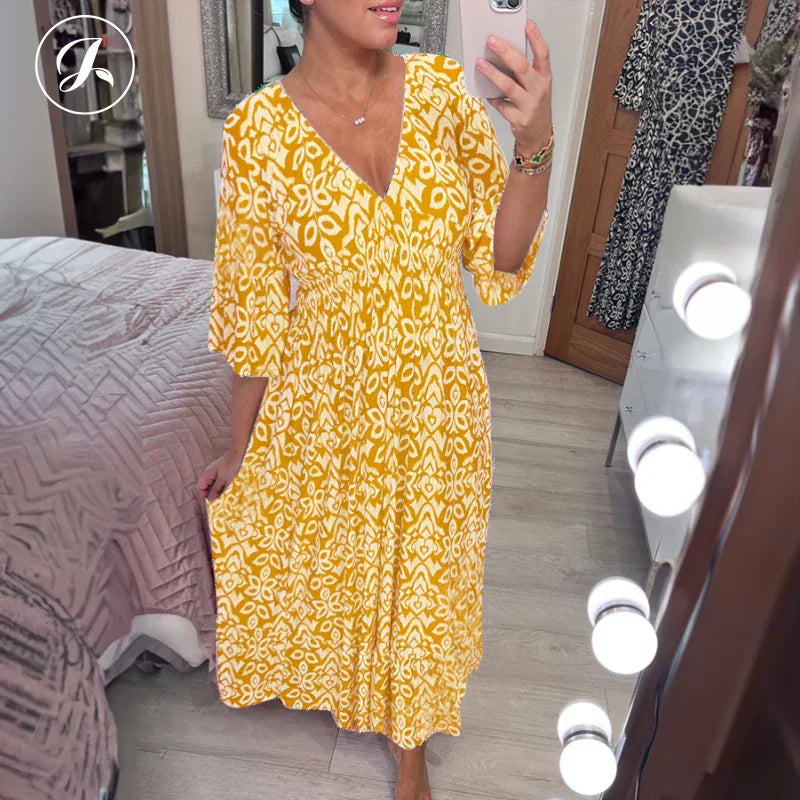 Kleid im Bohemian-Stil mit V-Ausschnitt