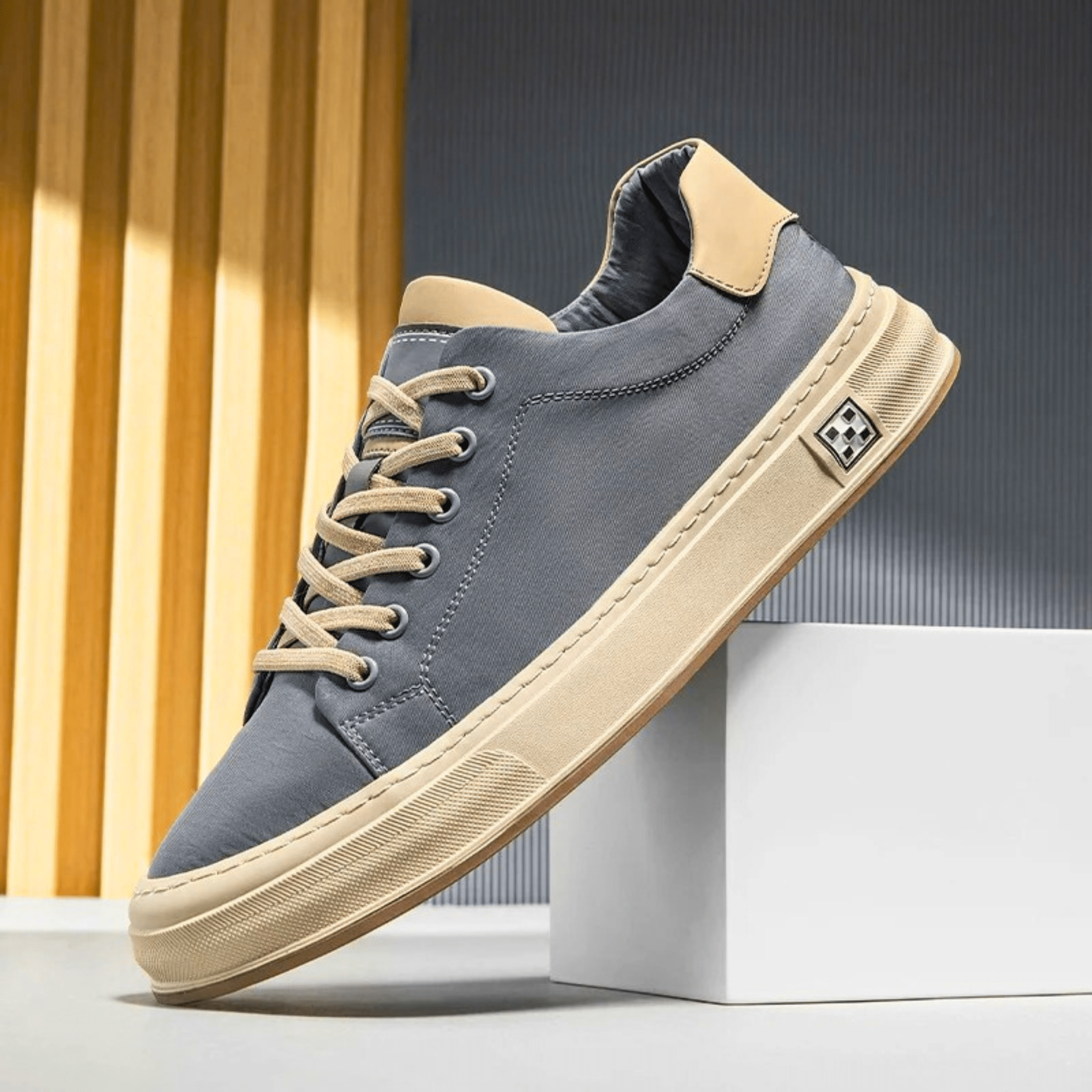 Der Ariston Sneaker